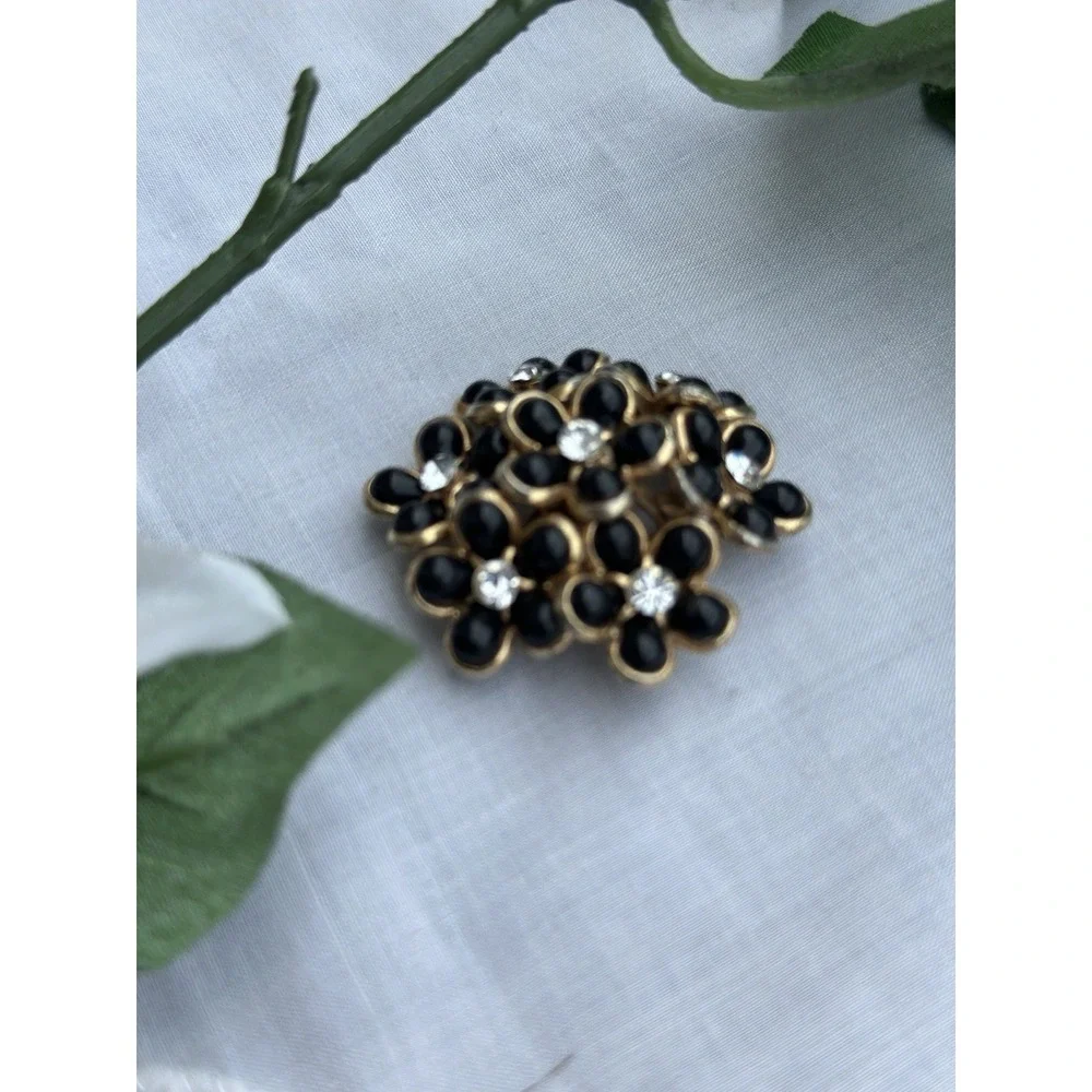 Vintage Brooch 1‎ 5/8